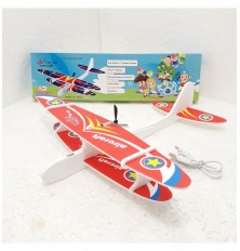 Lėktuvas  skraidantis su varikliu (žaislas)